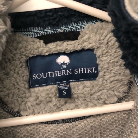 Southern Shirt company Sherpa - Picture 3 of 4
